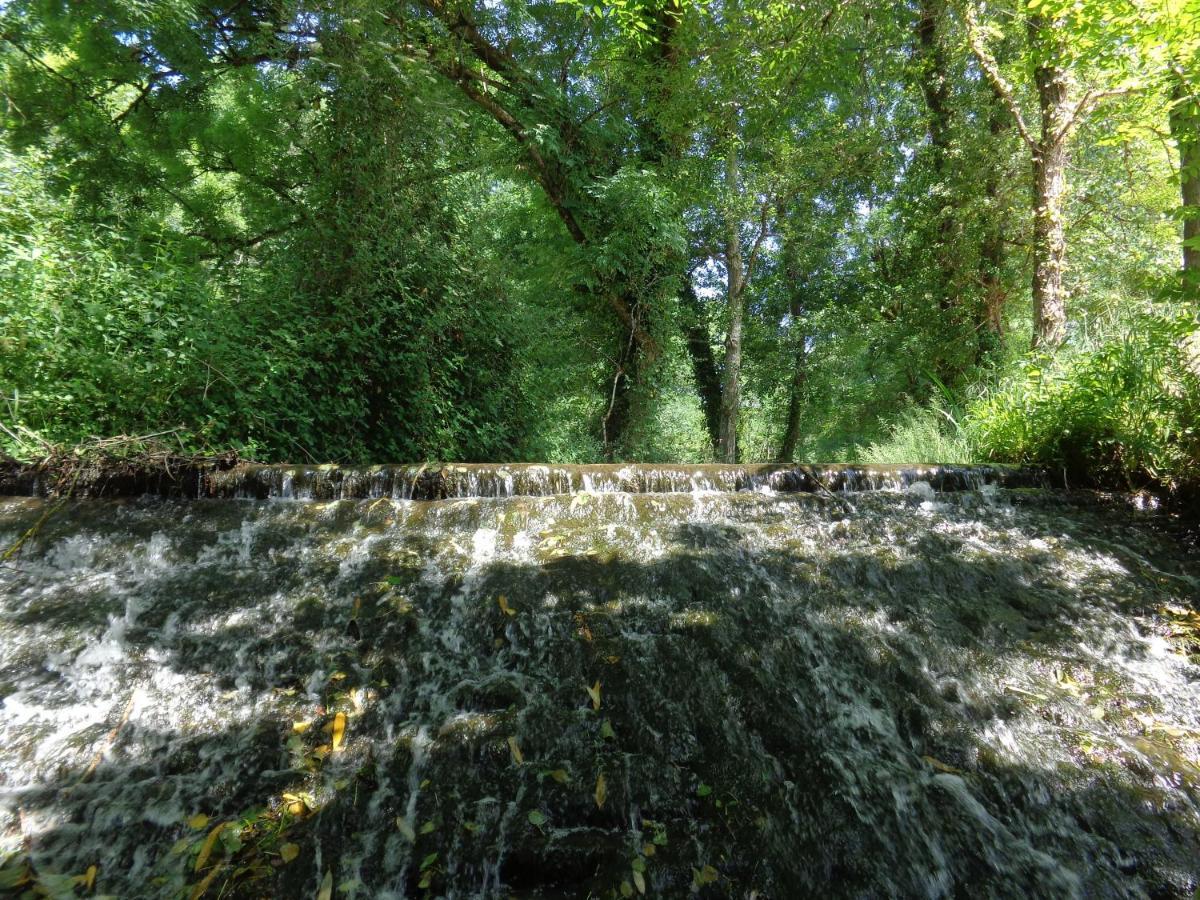 Domaine Le Mayne Chabrignac Bagian luar foto