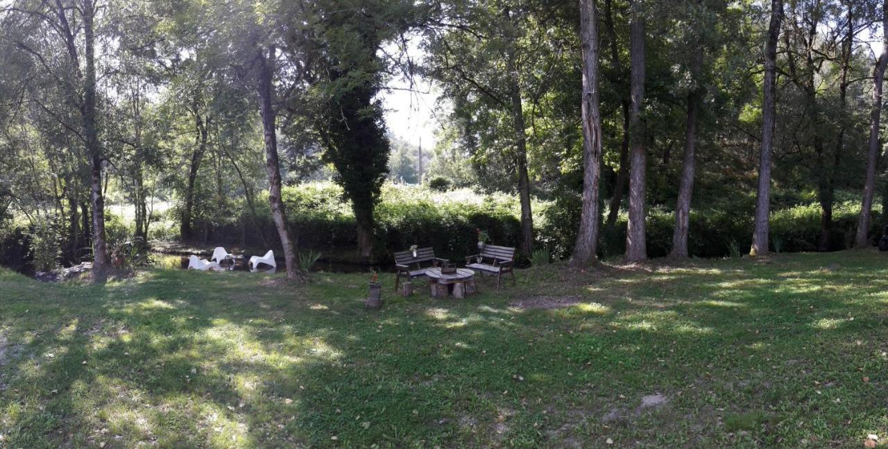 Domaine Le Mayne Chabrignac Bagian luar foto